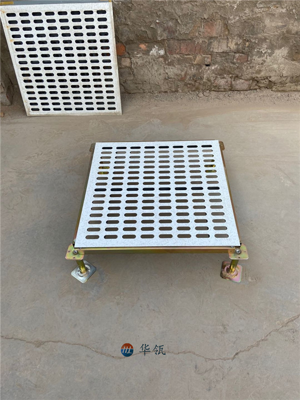 通風(fēng)防靜電地板3